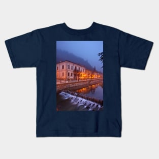 Foggy night falling in Florina Kids T-Shirt